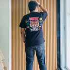 sher_oversized T-Shirt_black_ back_print_model