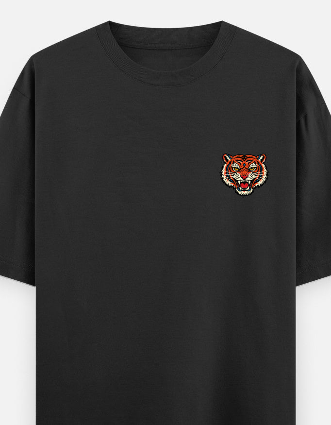 sher_oversized T-Shirt_black_ front_print_mockup